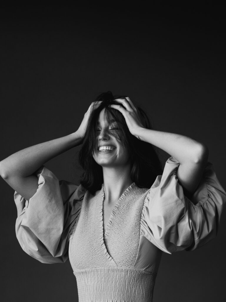 How to Create a Unique Self: Boost Your Dating Profile Effortlessly positive attidufe unique self
